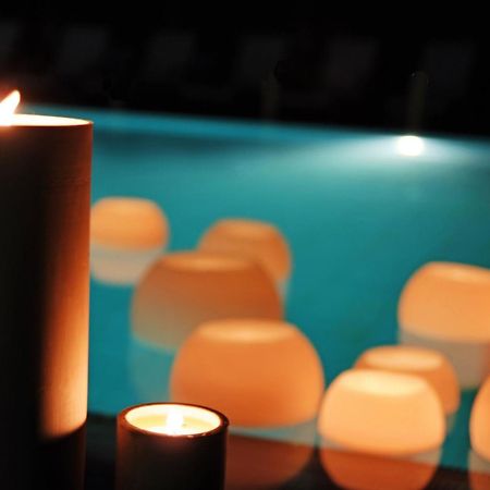 Silver Hotel Орадеа Екстериор снимка